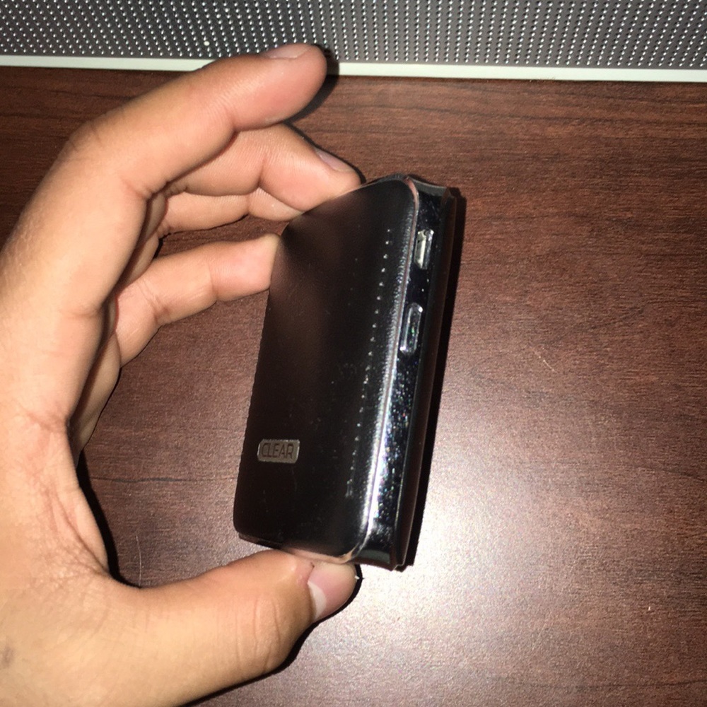Clear (PORTABLE CHARGER)